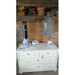 Ladekast commode