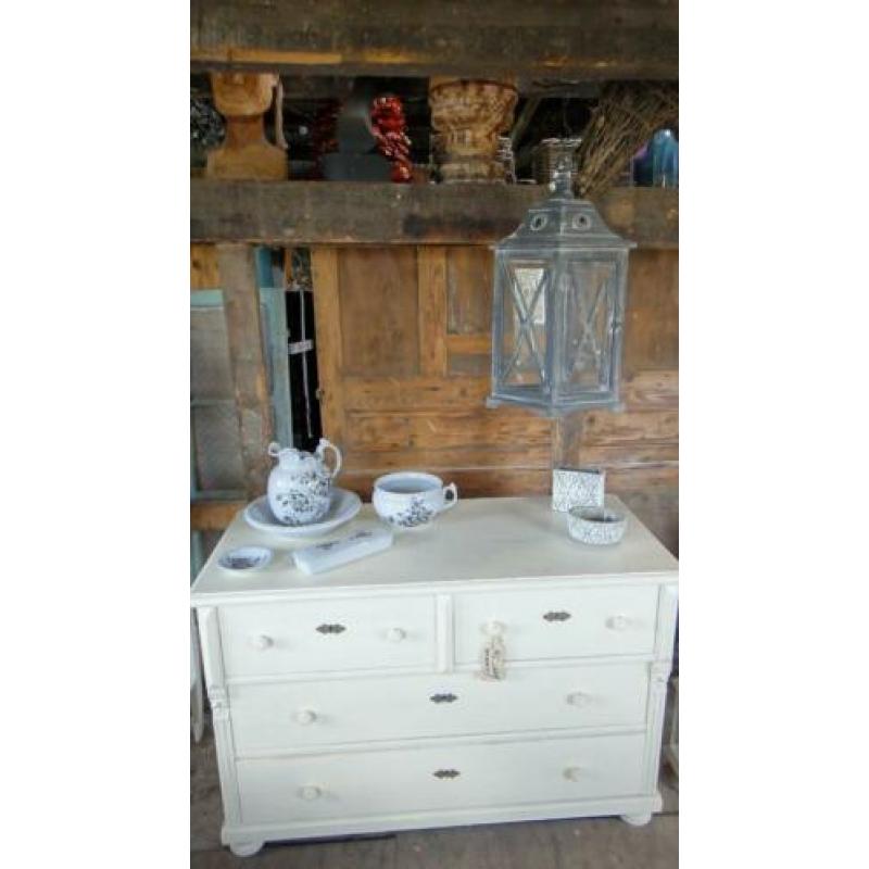 Ladekast commode