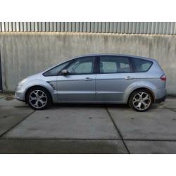Ford S-Max 2.0-16V 7 persoons, trekhaak, LMV, airco