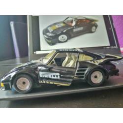 Revell 1:24 Porsche Gemballa _ 1990