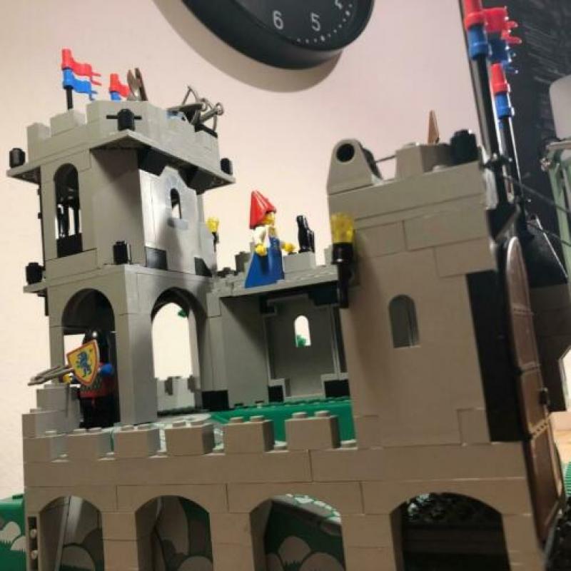 Lego Castle 6081 - King's Mountain Fortress (100% compleet)