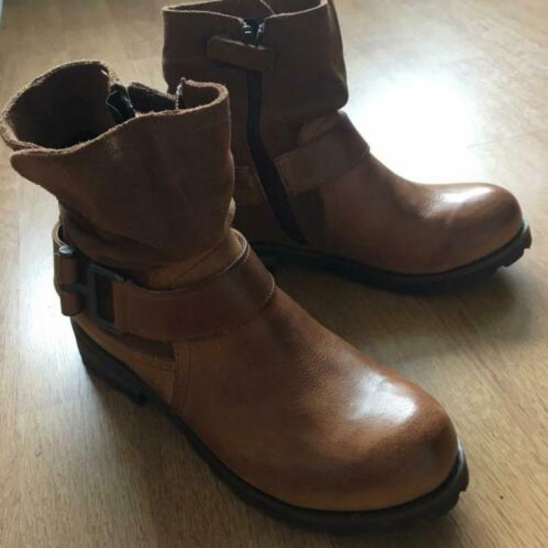 Lederen meisjes laars mt 34-35