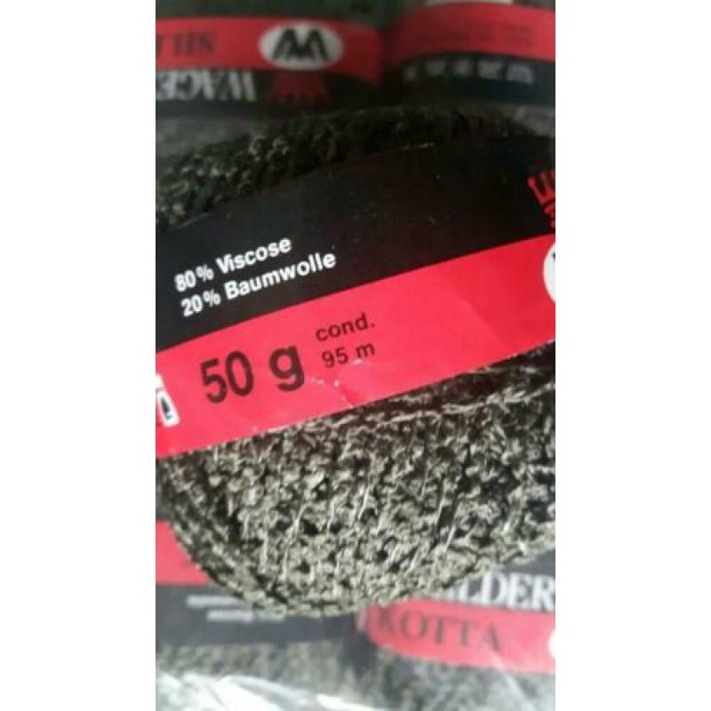 LOT 18: 50gr. x 10 bollen groen - Viscose Katoen