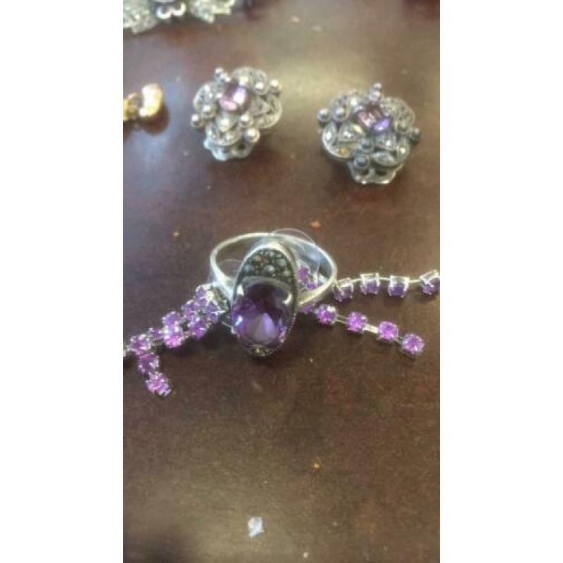 925 Ring amethist met markesiet plus gratis oorbelletjes