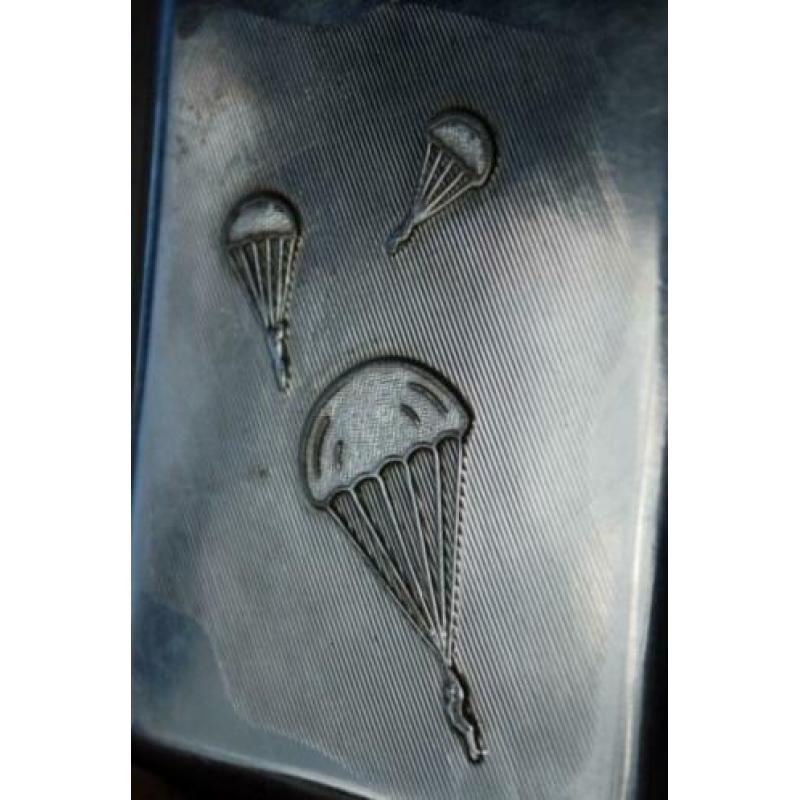 Paratroepers Parachutisten Sigarettendoos