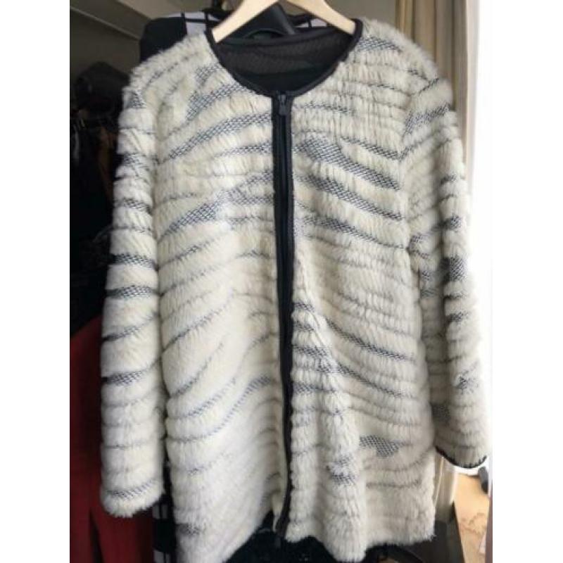 Heel mooi vestjasje gevoerd met 40-42