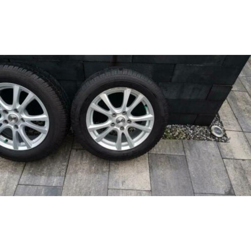 5x114.3 16 inch inter action velgen met zgan winterbanden
