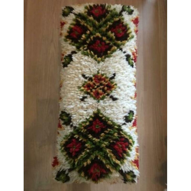 Vintage houten bankje met bekleding