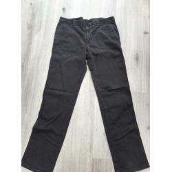 Armani donkerbruine broek maat XL, 36