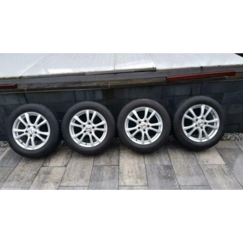 5x114.3 16 inch inter action velgen met zgan winterbanden
