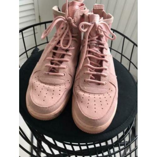 Nike air force roze maat 41 incl riempjes