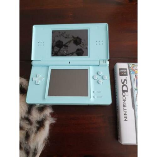 ds lite krasvrij met lader hoesje en spellen