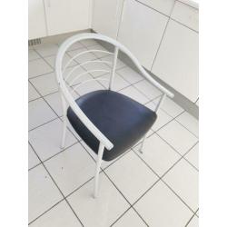 2 stoelen