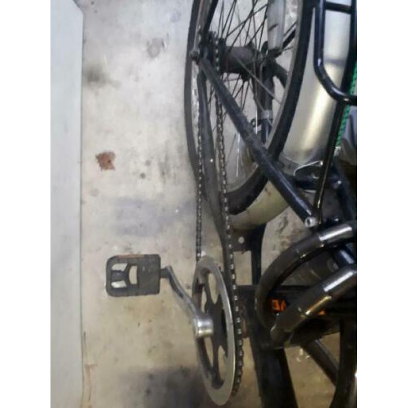 Vouwfiets in goede staat met nieuwe banden erop