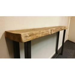 Sidetable industrieel landelijk