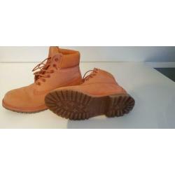 Timberland schoenen rood 38
