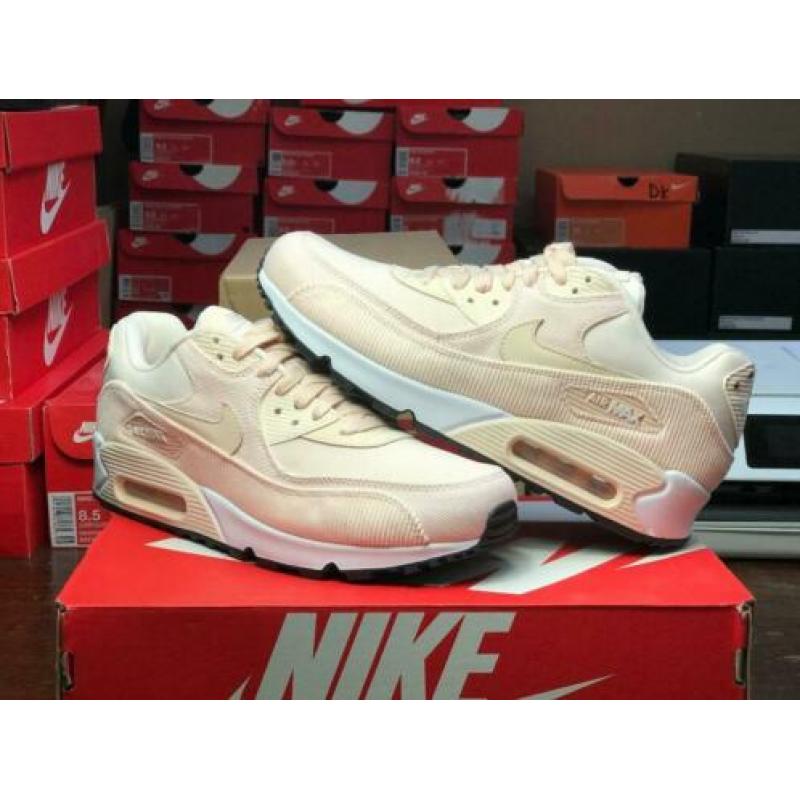 Nike Air Max 90 Leather (EU 42)