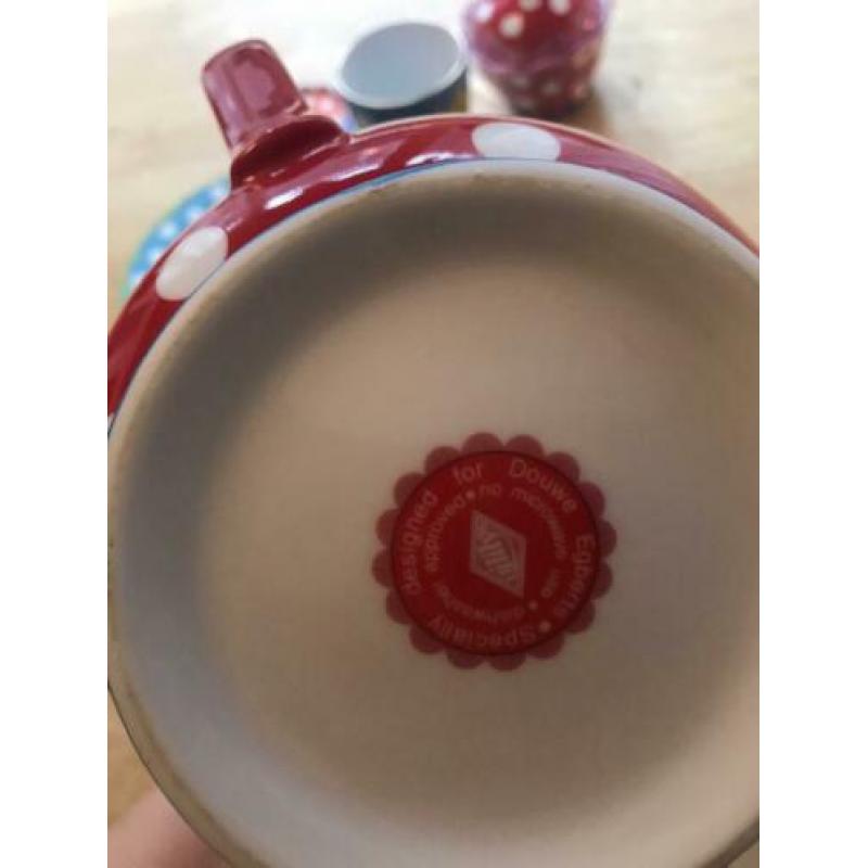 Oilily servies