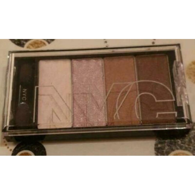 NYC HD COLOR quattro eye shadow