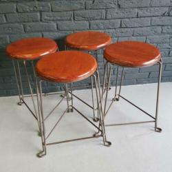 Set van 4 vintage industriële Tomado krukken, tabourets
