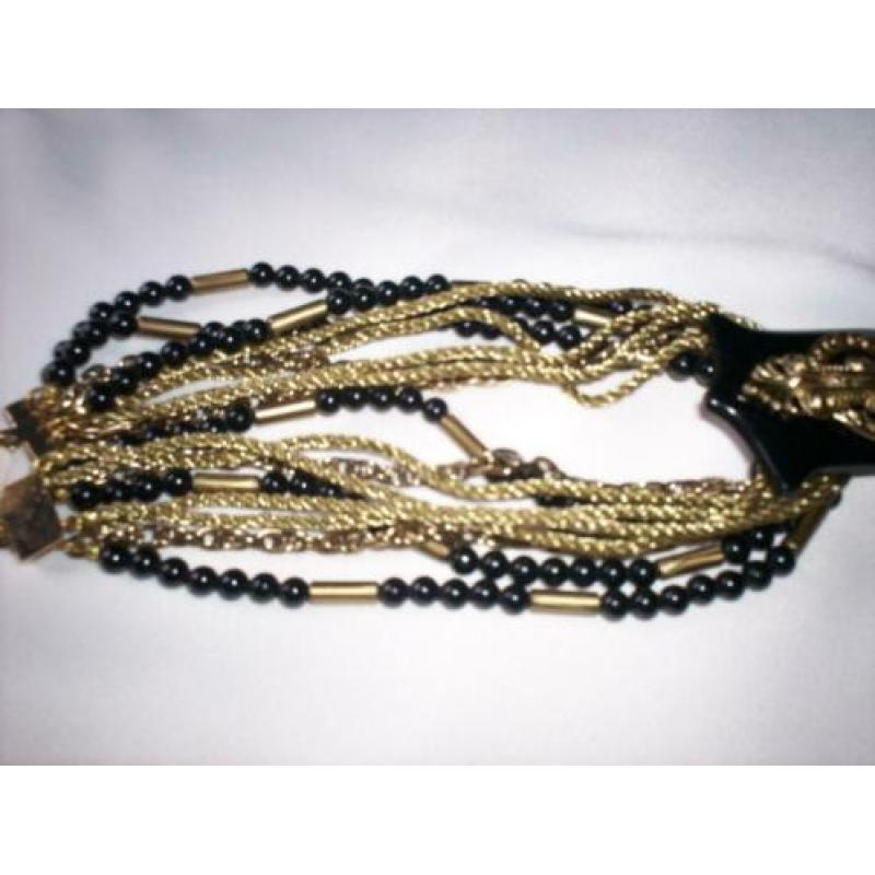 Ketting / Collier Nieuw.