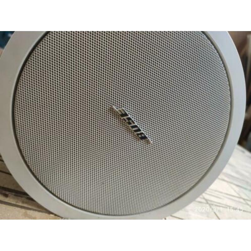 Bose plafondspeakers! 4 ohm 32 watts moet weg