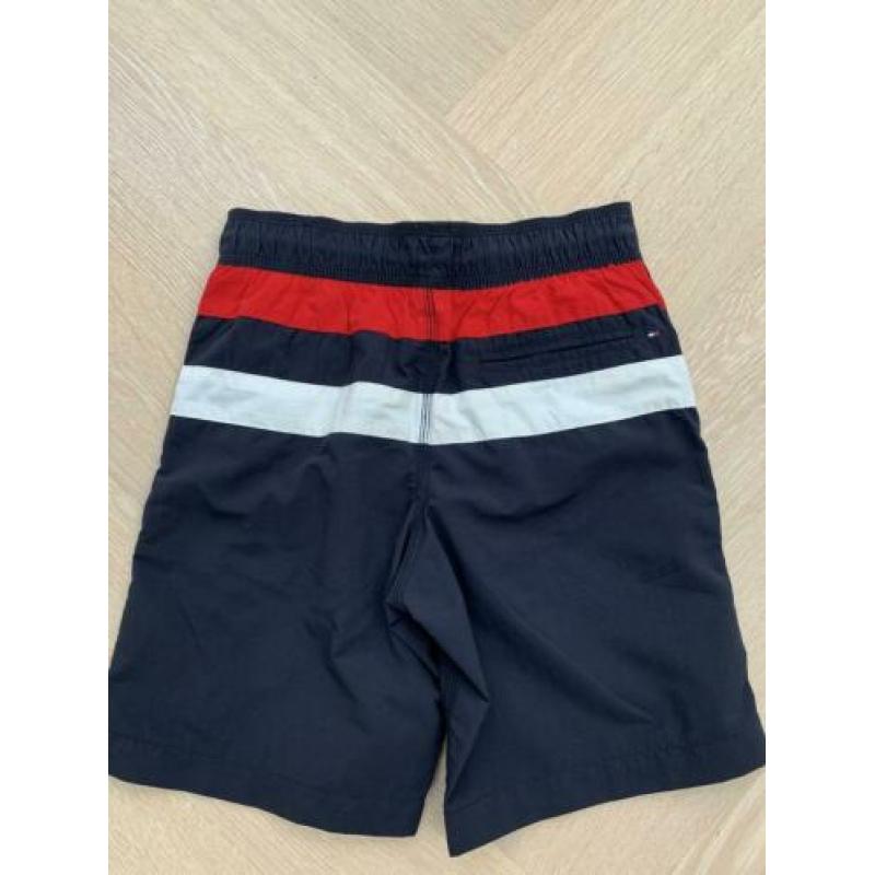ZGAN: Zwembroek /zwemshort van Tommy Hilfiger maat 128 / 8jr