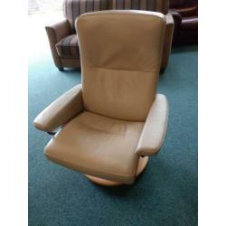 Stressless draai relax fauteuil 100% rund leer Izgst zie,