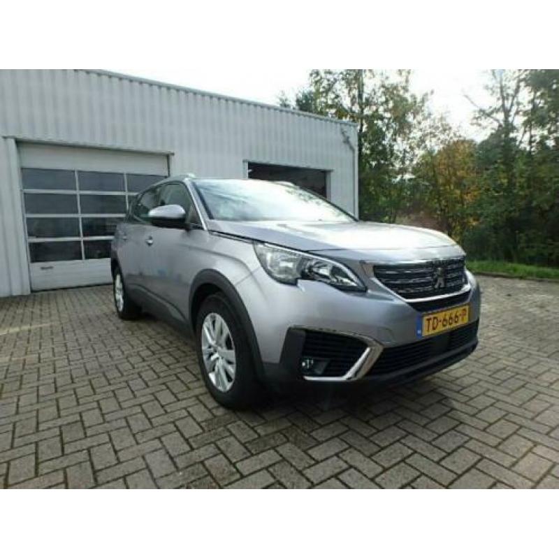 PEUGEOT 5008 Blue Lease Executive 1.2 PureTech 130pk