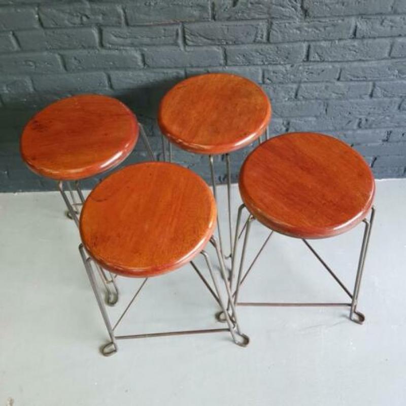 Set van 4 vintage industriële Tomado krukken, tabourets