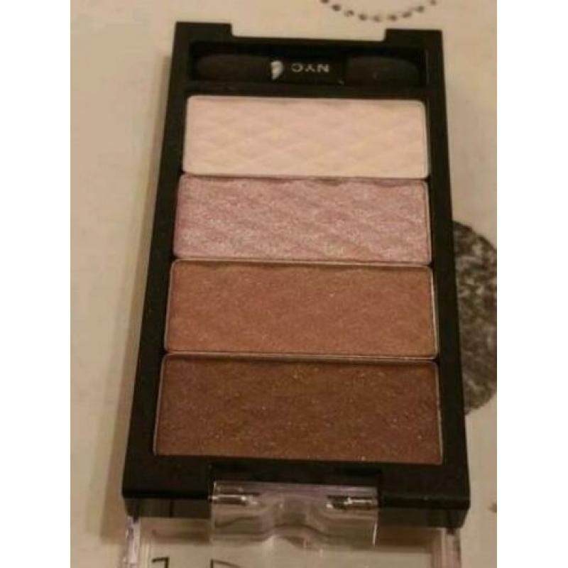 NYC HD COLOR quattro eye shadow