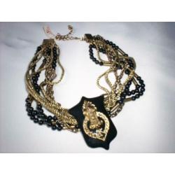 Ketting / Collier Nieuw.