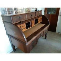 Antiek bureau