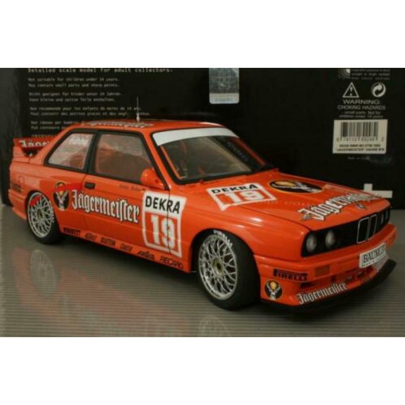 AutoArt 1/18 BMW E30 E3 (Jägermeister)