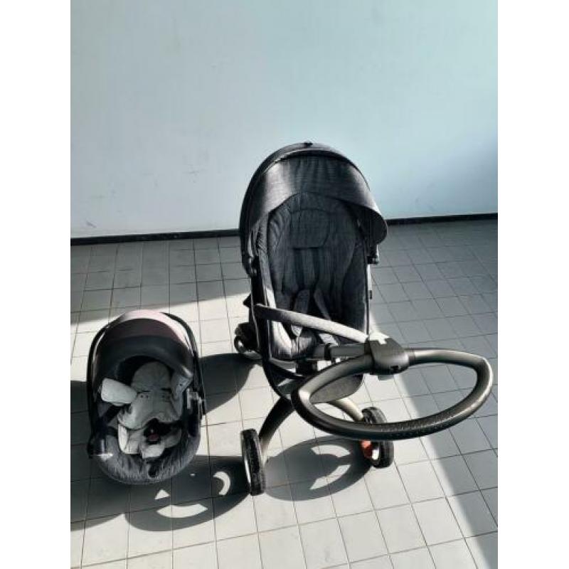 Prachtige stokke kinderwagen