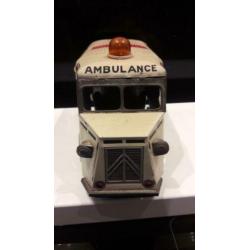 Blikken Ambulance Japan: AOSHIN