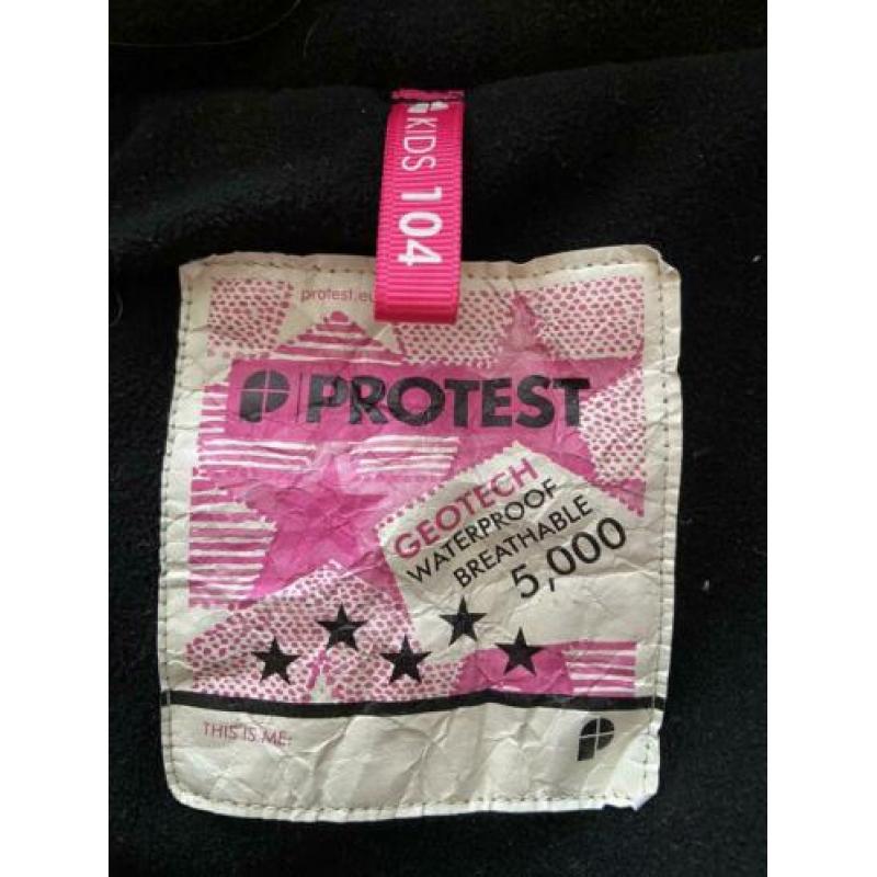 PROTEST skipak maat 104 ski pak