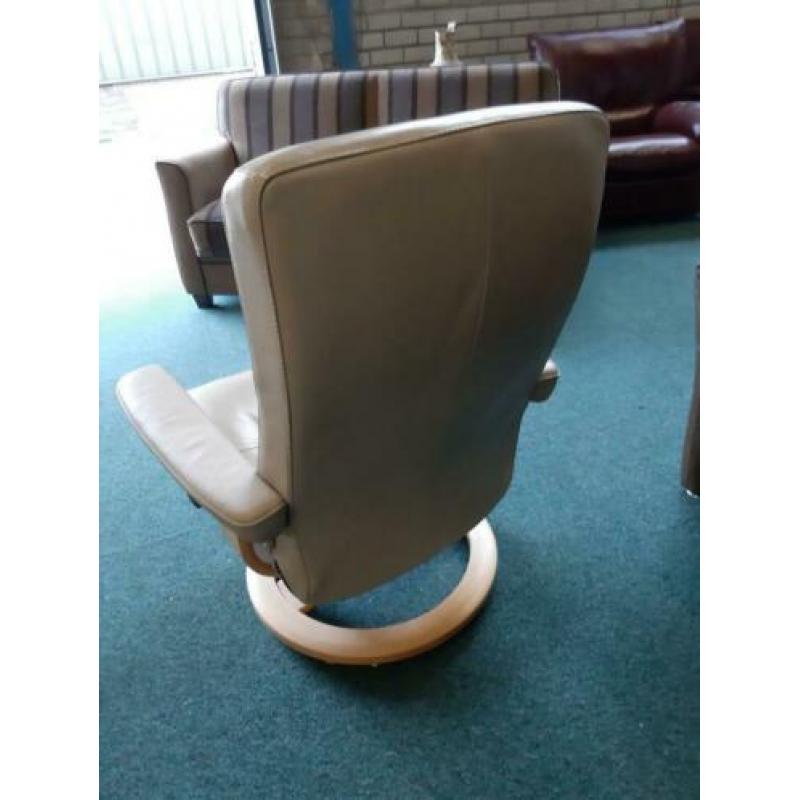 Stressless draai relax fauteuil 100% rund leer Izgst zie,