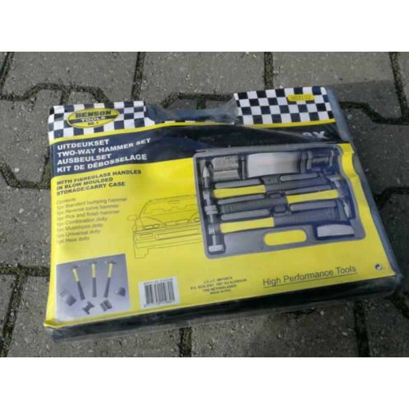 Uitdeukset - helemaal nieuw. Benson Tools