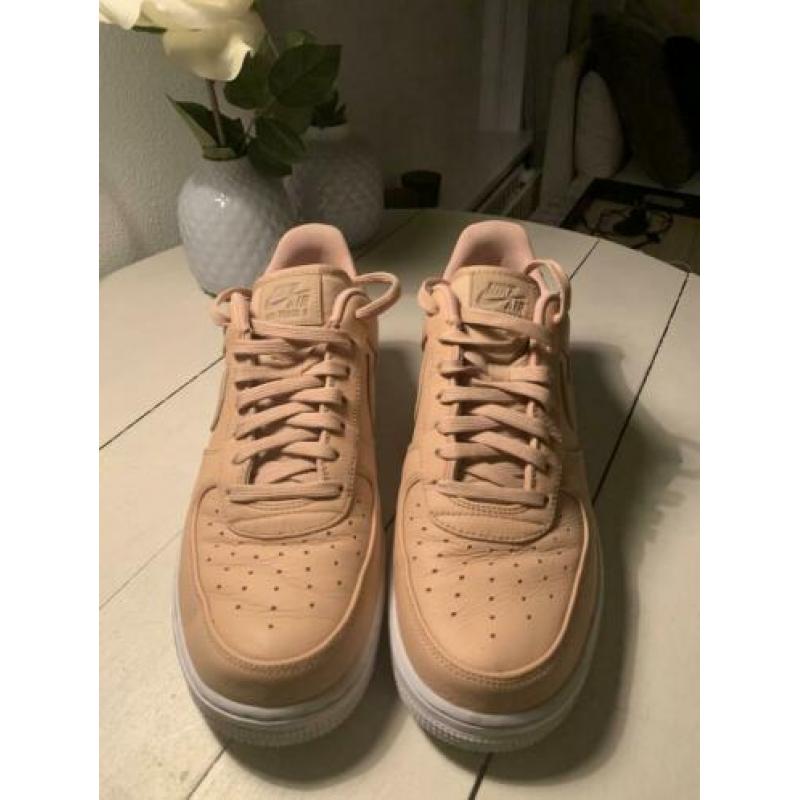 Nike Air Force 1 07 (M44)