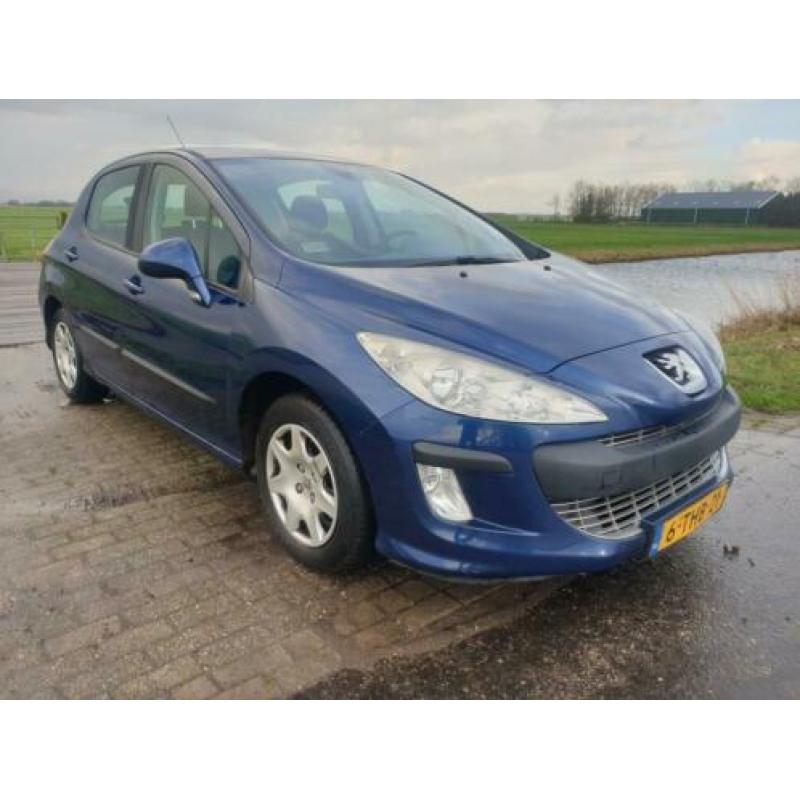 Peugeot 308 1.6 HDiF XS Première nieuwe apk