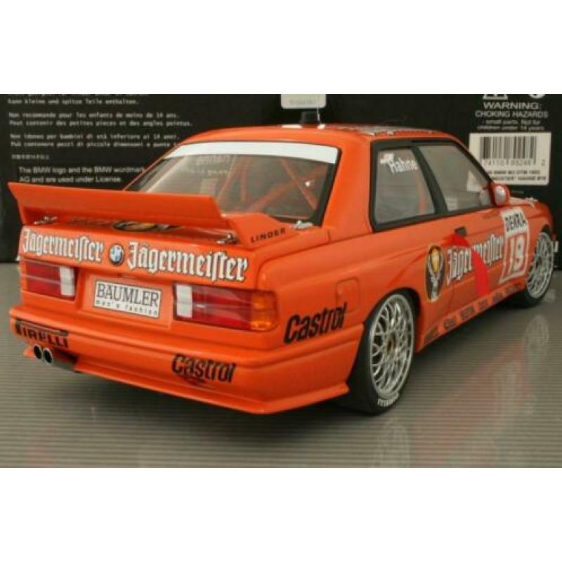 AutoArt 1/18 BMW E30 E3 (Jägermeister)