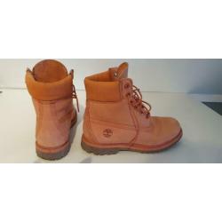 Timberland schoenen rood 38