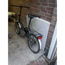 Vouwfiets in goede staat met nieuwe banden erop