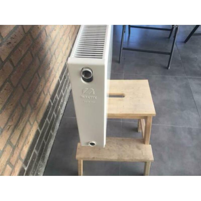 VLAKKE VOORZIJDE RADIATOREN. Vanaf€55,-!! Grote voorraad.