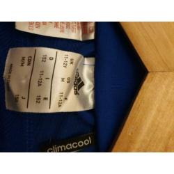 Manchester United trainingspak Adidas. Mt 11-12y, mt 152
