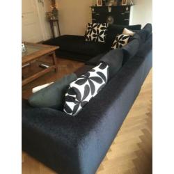 Te koop: zwarte luxe hoekbank