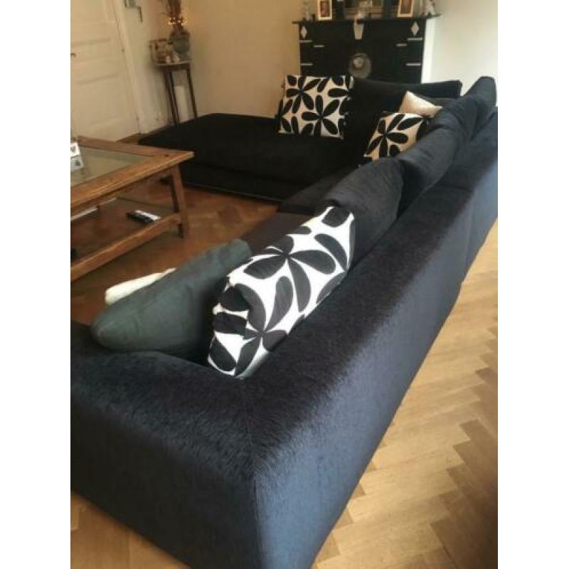 Te koop: zwarte luxe hoekbank