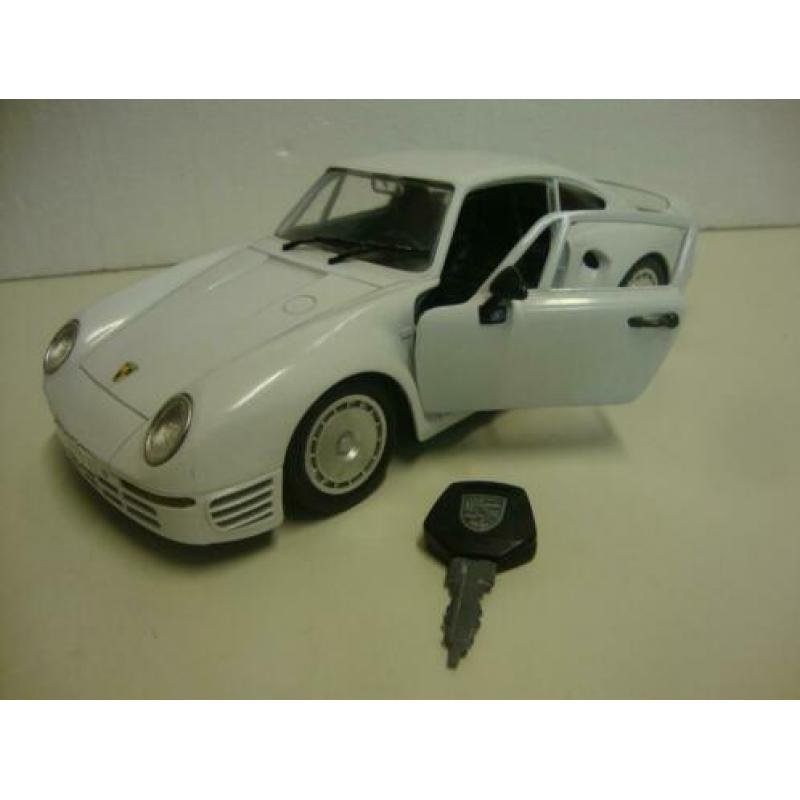 Porsche 959 wit met sleutel Tonka Polistil 1:18 KRD