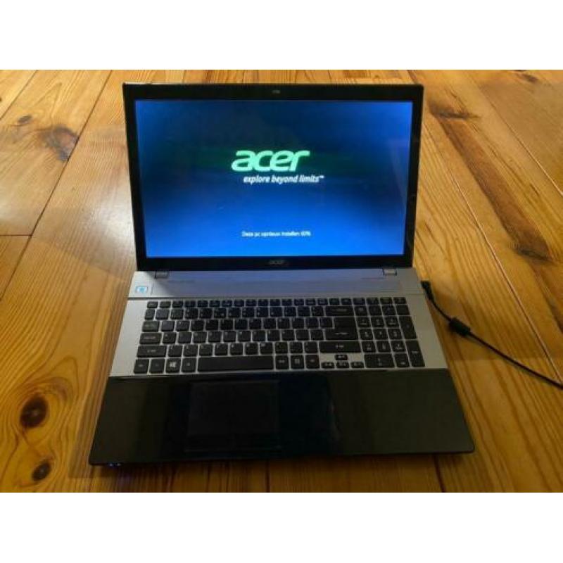Laptop - Acer Aspire V3-771G